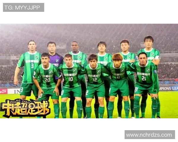 足球明星为粉丝献上热舞瞬间展现亲民魅力与激情互动 足球明星为粉丝献上热舞瞬间展现亲民魅力与激情互动