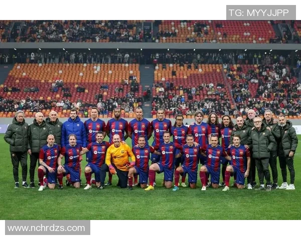 足球明星时尚风采全揭秘从场上到场下的服装选择与搭配技巧 足球明星时尚风采全揭秘从场上到场下的服装选择与搭配技巧